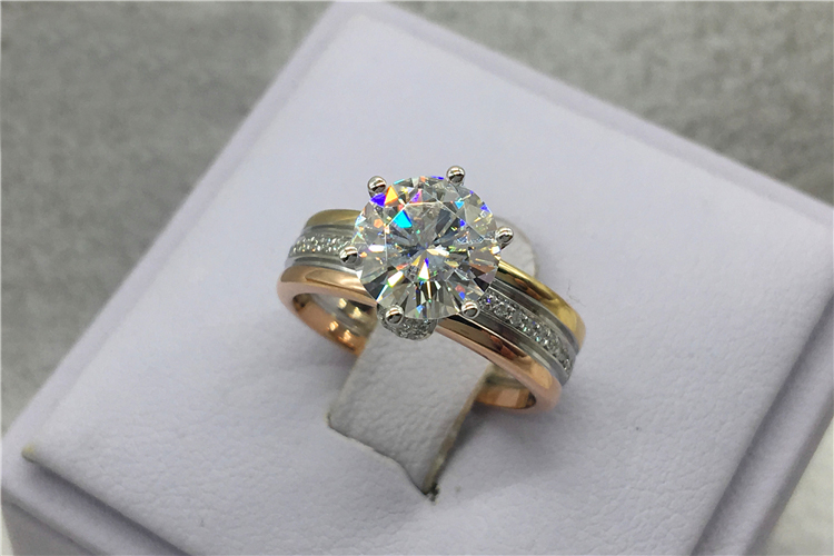 Custom Solid 18K Au750 Yellow  - Moissanite Engagement Ring 1 Carat 评论和价格