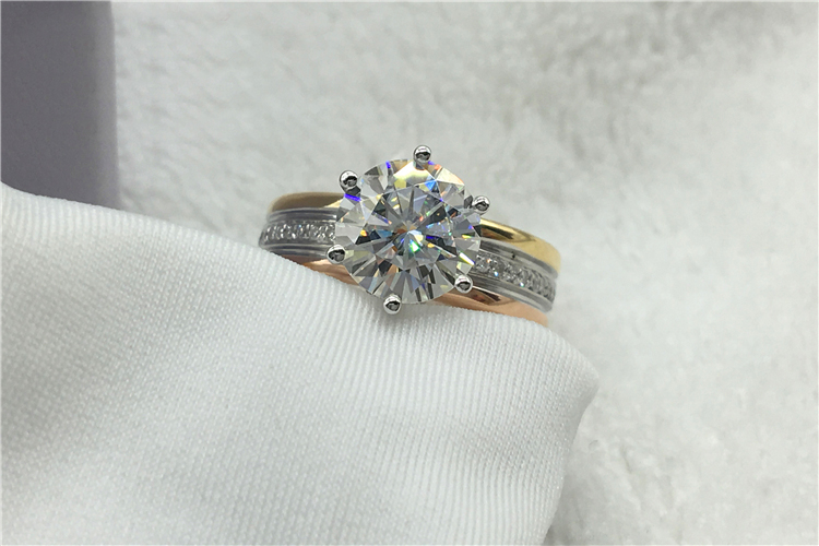 Custom Solid 18K Au750 Yellow  - Moissanite Engagement Ring 1 Carat 评论和价格