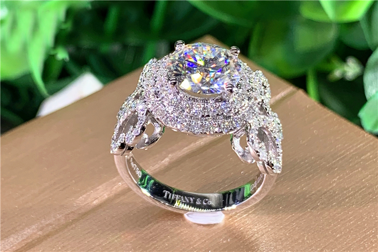 Custom Solid 18K Au750 White G - Moissanite Engagement Ring 1 Carat 评论和价格