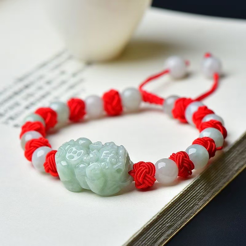 Natural Burmese Jadeite Pixiu  - Bracelets 评论和价格